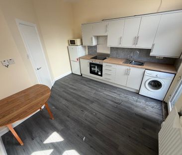 Apt 3, 84 Fitzroy Avenue, Belfast, BT7 1HX - Photo 1
