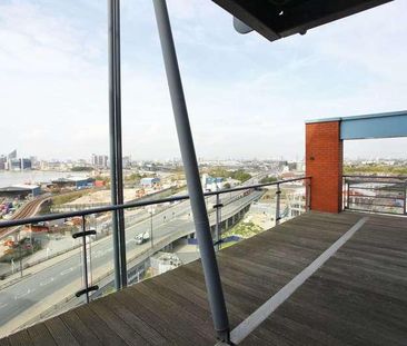 Hanover Avenue, Docklands, E16 - Photo 2