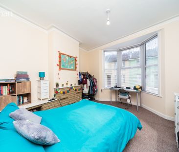 4 bedroom terraced house to rent - Photo 2