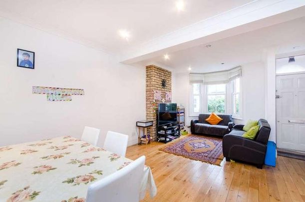 Trevor Road, Wimbledon, SW19 - Photo 1