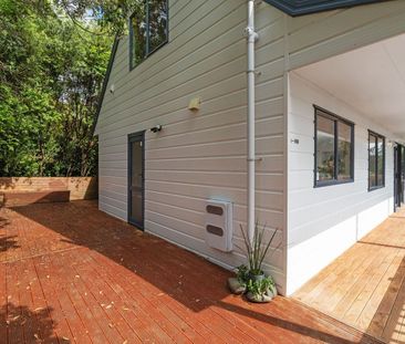 Extraordinary East Coast Rd Home - Photo 5