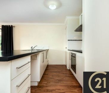 Well Presented Unit in South Bunbury - Photo 3