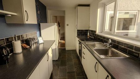 3 bedroom house to rent - Photo 5