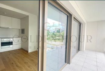 Apartamento T1+1 em Porto