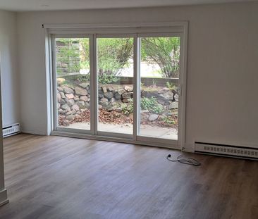 For Lease - 945 Simcoe Street Unit# 1, Oshawa, Ontario - Photo 3