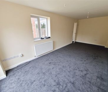 Cheyney Close, Wolverhampton, West Midlands, WV6 - Photo 5