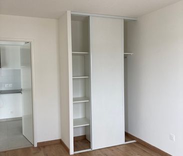 Location Appartement 2 pièces 48m² - Photo 3