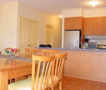 Keilor East - Photo 6