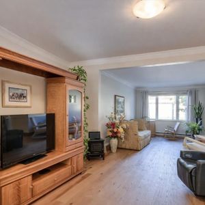 Grand 8 ½ lumineux – 3790 rue Fleury, Montréal-Nord | 2 500 $ / mois - Photo 2