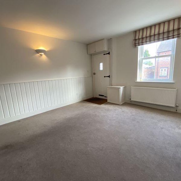 2 bedroom cottage to rent - Photo 1