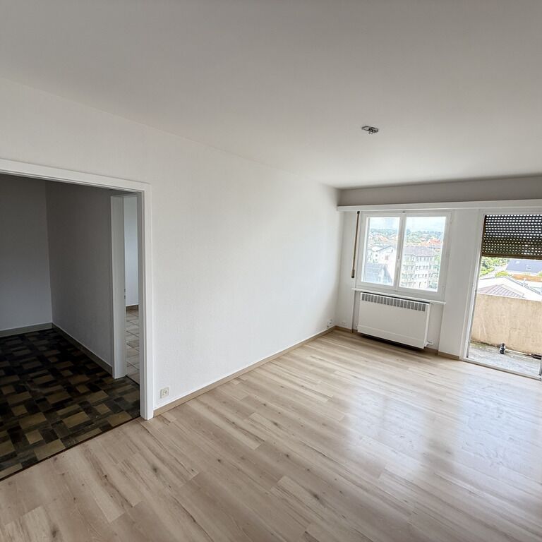 In a quiet neighborhood close to nature - Photo 1