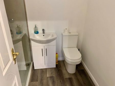 8 Glenmount Courtyard, Newtownabbey, BT36 7QG - Photo 2