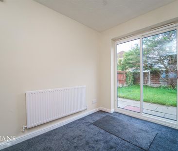 Chendre Close, Swinton - Photo 6