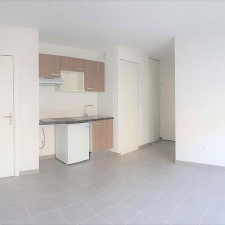 Location Appartement 2 pièces 38m² CASTANET TOLOSAN 31320 - Photo 3