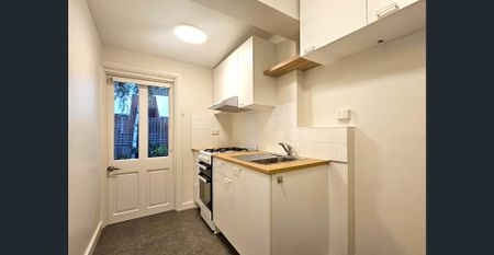 Prime Fitzroy North locale - Photo 2