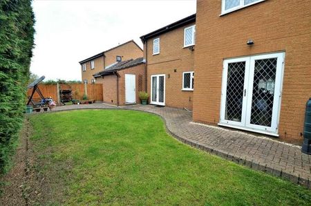 Donnelly Drive, Bedford, MK41 - Photo 2