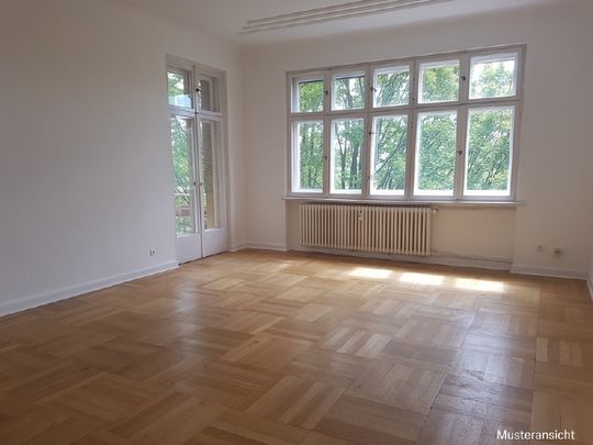 Westend! Exklusiver Altbau im Bauhausstil! - Foto 1