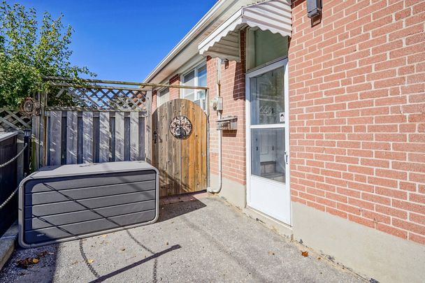 For Lease - 326 Rosedale Drive Unit# Bsmt, Whitby, Ontario - Photo 1