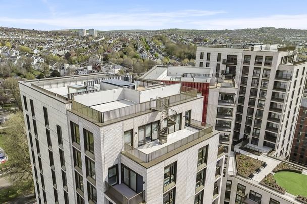 3 bedroom penthouse to rent - Photo 1