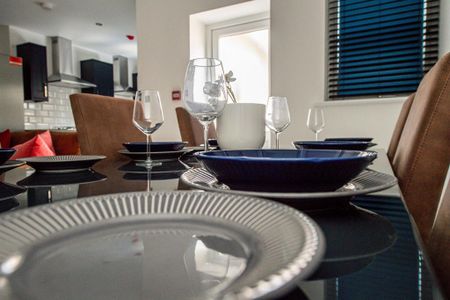 6 bedroom house to rent - Photo 4