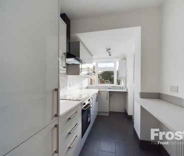 3 bedroom terraced house to rent - Photo 6