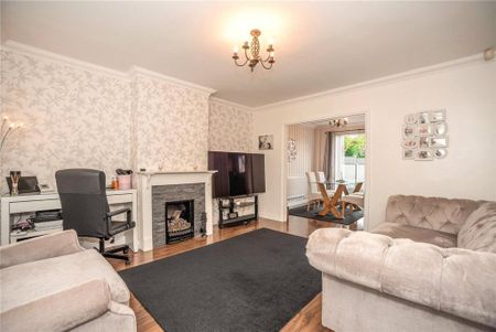 3 bedroom semi-detached house to rent - Photo 2