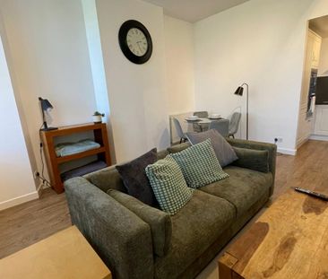 2 bedroom flat to rent - Photo 3