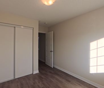 For Lease - 72 Jolly Way, Toronto, Ontario - Photo 3