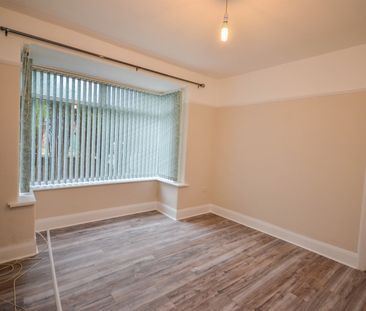 2 bed flat to rent in Bavington Drive, Fenham, NE5 - Photo 4