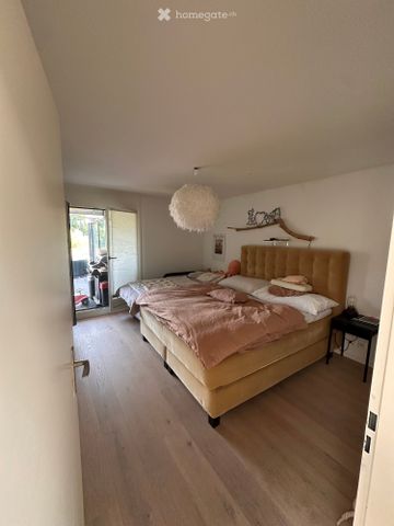 Traumhafte 4.5-Terrassenwohnung inkl Parkplatz & Aareblick – Hobbyraum, Hallenbad & Sauna - Foto 5