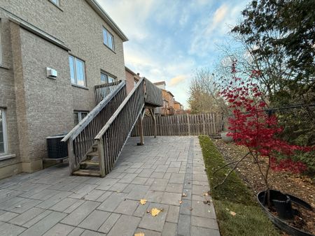 For Lease - 325 Bathurst Glen Drive Unit# Lower, Vaughan, Ontario - Photo 5