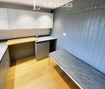 4 bedroom bungalow to rent Kayfen, Witham-On-The-Hill, Bourne, PE10 - Photo 4