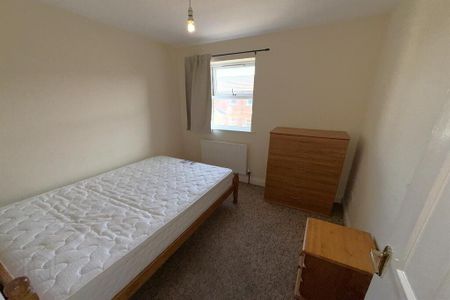 11 Donnybrook Court, Belfast, BT9 7GH - Photo 2