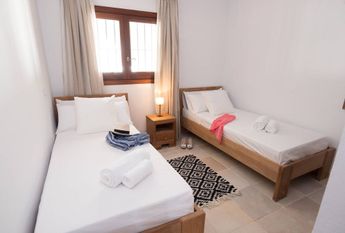 Luxury Detached House for rent in Santa Eulària des Riu, Spain