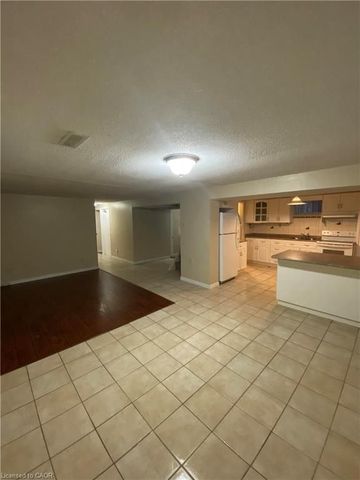 For Lease - 89 Elgin Street, Cambridge, Ontario - Photo 4