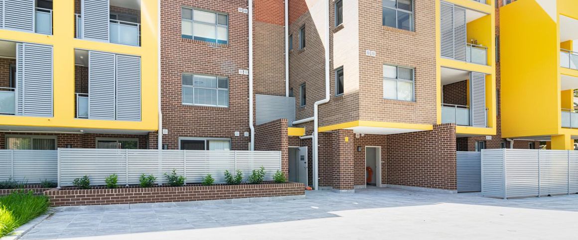 Immaculate 2 Bedroom Apartment in Guildford - Photo 1