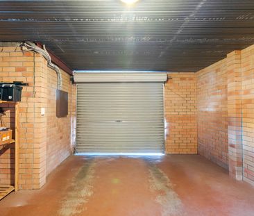 Available Now - 2 Bedroom Unit in Prime Location - Photo 6