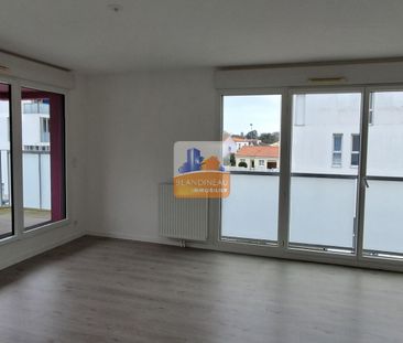 Location Appartement 3 pièces 66m² - Photo 2