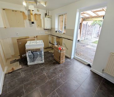 Fennscombe Court, Woking, Surrey, GU24 - Photo 4