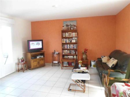 Location maison 4 pièces - 92.56m² à St julien l'ars (86800) - Photo 4
