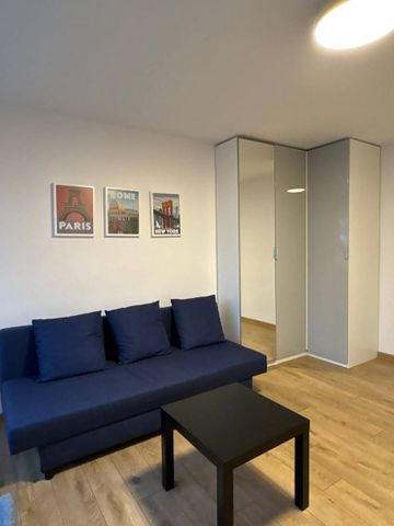 Mieszkanie do wynajęcia 1 pokoje Aleja Krakowska, Warszawa 27 m² - Фото 2