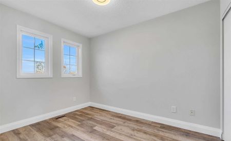 For Lease - 254 Wildgrass Road, Mississauga, Ontario - Photo 2