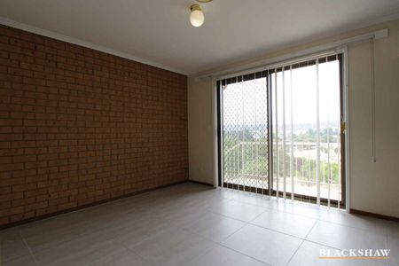 4 Bedroom Home with Amazing Views - Photo 4