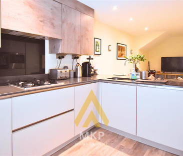 6 bedroom terraced house to rent - Photo 4