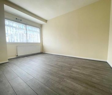 3 bedroom House To Let - Photo 6