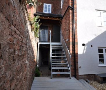 Flat 1, Market Street - Photo 1