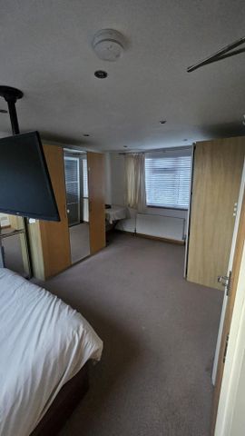 1 bedroom semi-detached house to rent - Photo 3