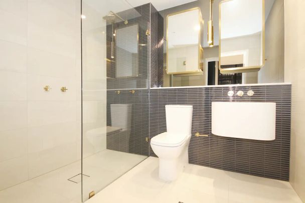 “Quiet Garden-Facing One Bedroom Apartment” - Photo 1