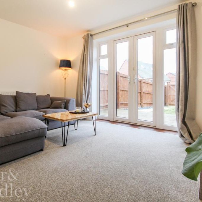 2 bedroom terraced house to rent - Photo 1