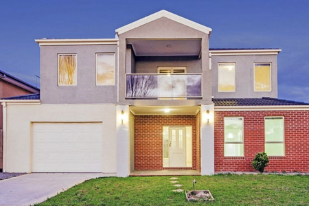 Perfect Family Living in Williams Landing - Photo 2